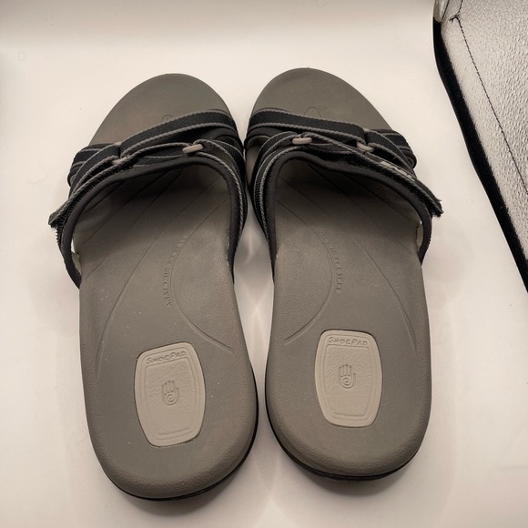 Teva Tirra women’s Black and Gray Slide Sandals size 6 - Picture 6 of 9